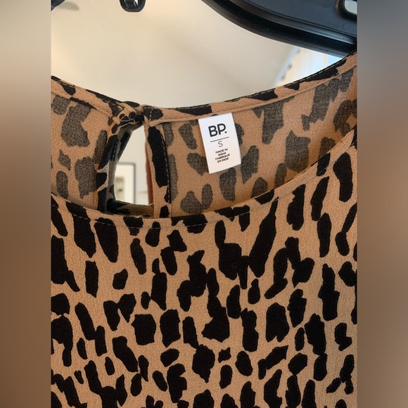 Leopard print long sleeve dress - Picture 2 of 3